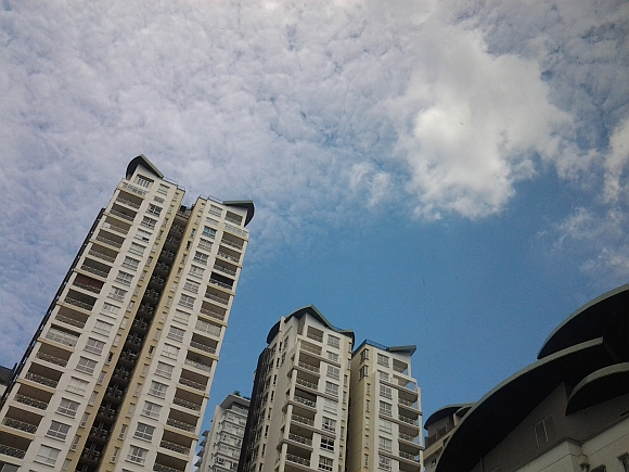 111203-GalaxyTab7Plus-Pic3 Click for full resolution image