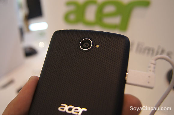 130303-acer-liquid-c1-04