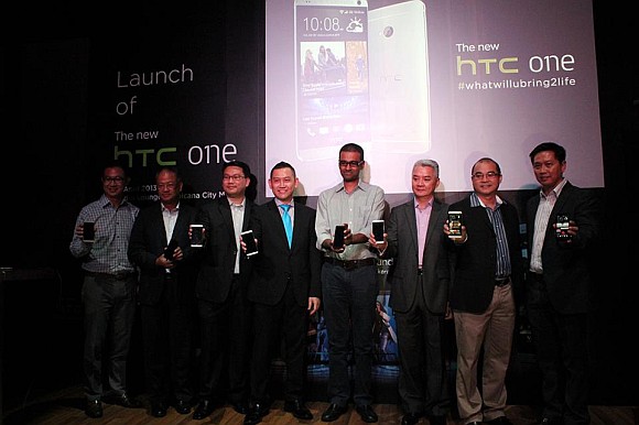 130425-htc-one-malaysia-launched
