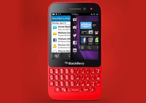 130514-blackberry-q5-03
