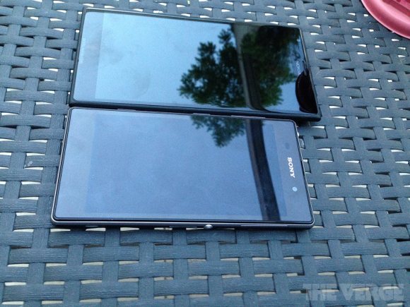 130906-nokia-lumia-1520-2