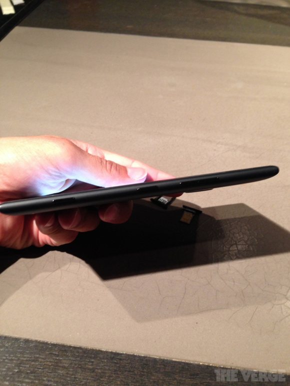 130906-nokia-lumia-1520-5