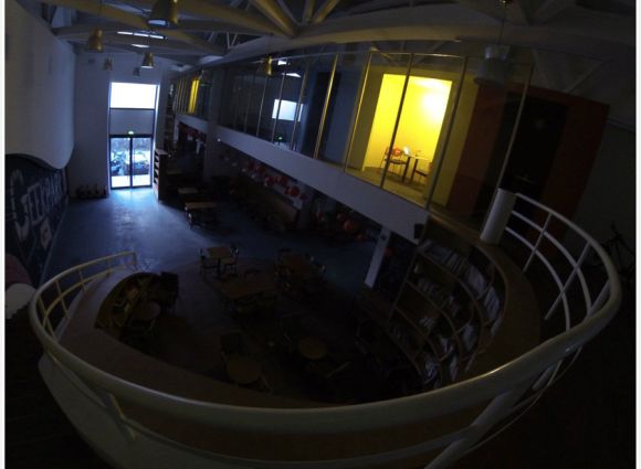 150305-xiaomi-yi-comparison-2b-resized