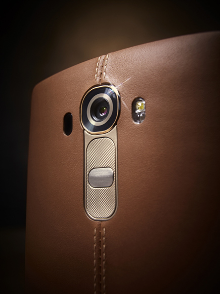 LG G4 leather 2