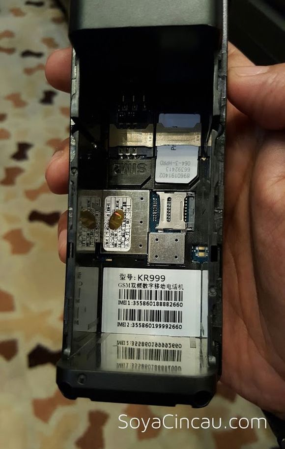 150522-retro-brick-da-ge-da-mobile-phone-02