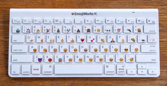 151104-Emoji-Keyboard-01