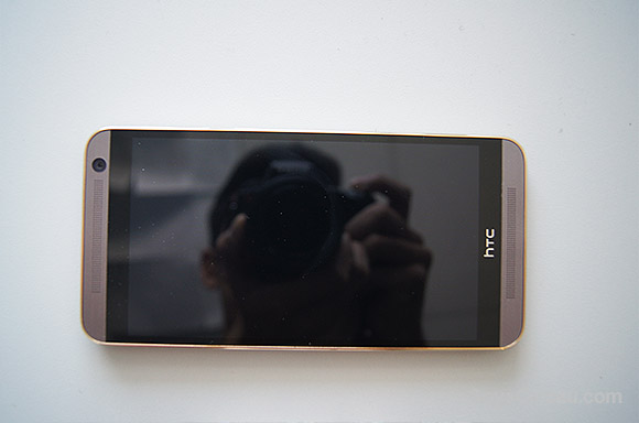 151105-HTC-One-E9+-Product-Shots-32ii