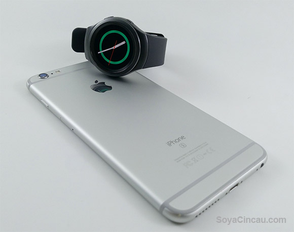 151112-Samsung-Gear-S2-iOS-Compatibility-01-watermark