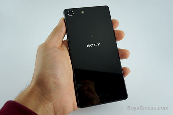 151127-Sony-Xperia-M5-Dual-Review-11