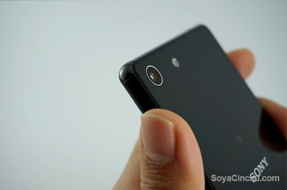 151127-Sony-Xperia-M5-Dual-Review-12