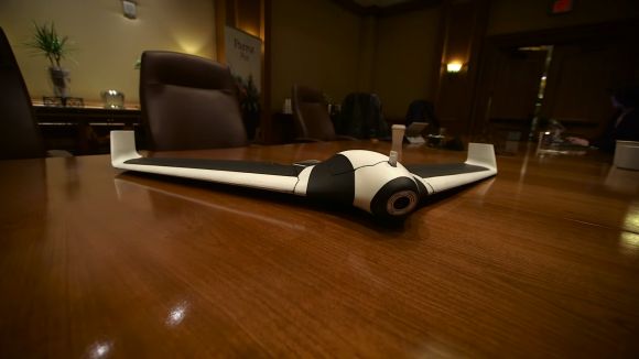 160105-drone-parrot-disco-4