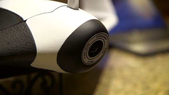 160105-drone-parrot-disco-5