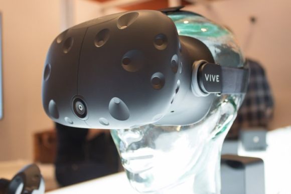 160107-HTC-Vive-Pre-08