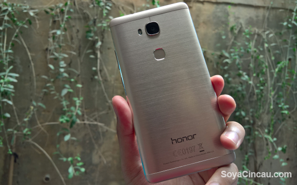 160126-honor-5x-hands-on-first-impressions-1