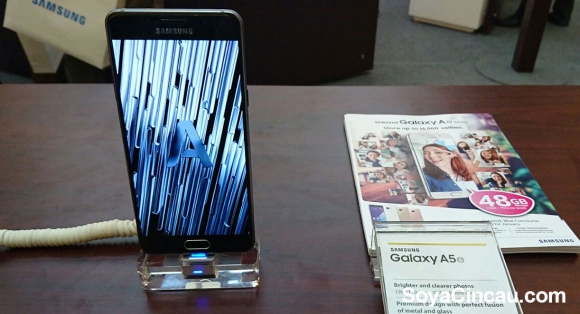 160128-Samsung-Galaxy-A-Series-2016-04-small