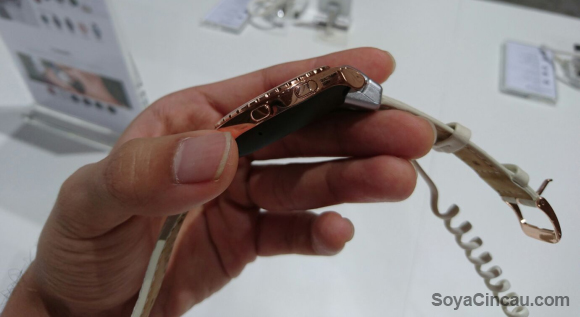 160201-samsung-sea-forum-samsung-gear-s2-6