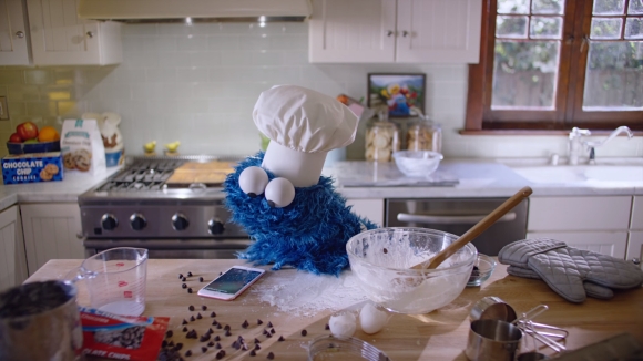 160317-apple-iphone-6s-ad-new-cookie-monster