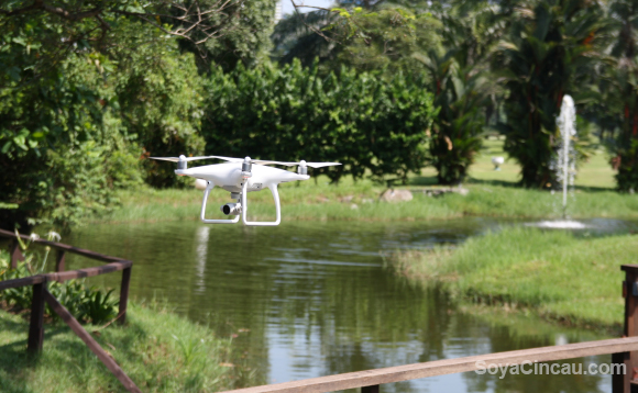 160413-dji-phantom-4-malaysia-4