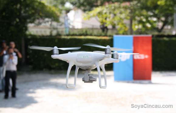 160413-dji-phantom-4-malaysia