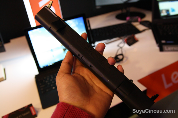 160506-lenovo-thinkpad-x1-tablet-4