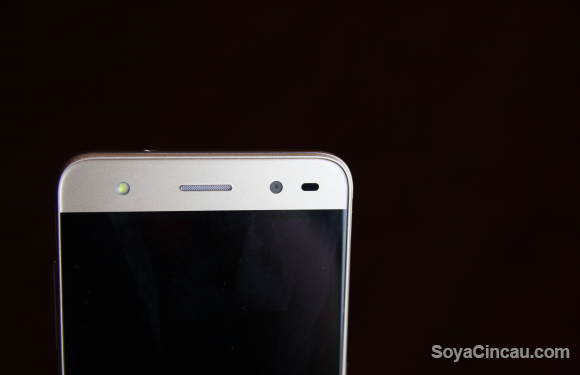 160513-zte-blade-v7-lite-max-hands-on-5