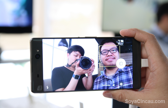 160609-sony-xperia-xa-ultra-hands-on-12