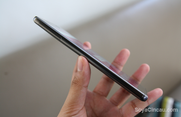 160609-sony-xperia-xa-ultra-hands-on-3