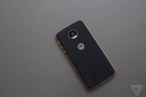 160610-moto-z-smartphone-7