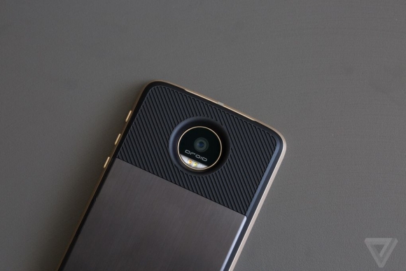 160610-moto-z-smartphone-9