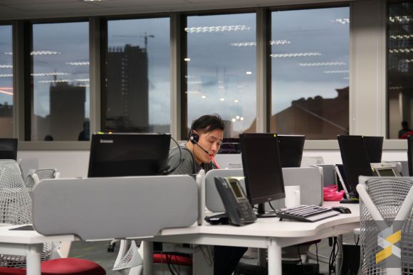 160629-maxis-call-centre-customer-service-representatives-04