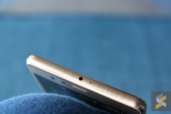 160816-p9-plus-9-reasons-best-smartphone-14