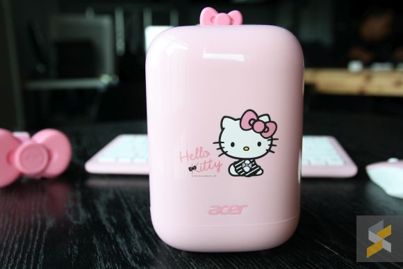 160830-acer-hello-kitty-revo-one-pc-giveaway