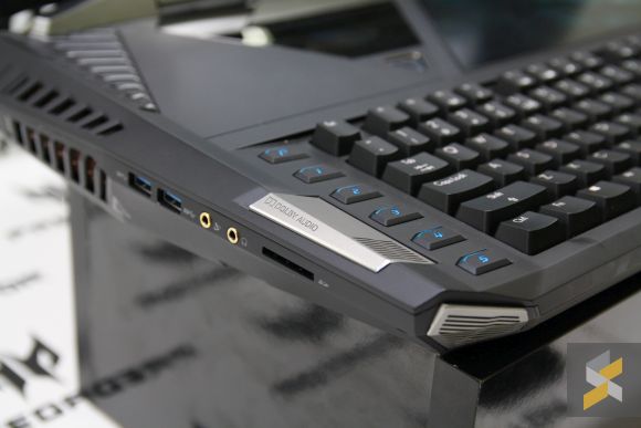 160907-acer-predator-21-x-hands-on-03