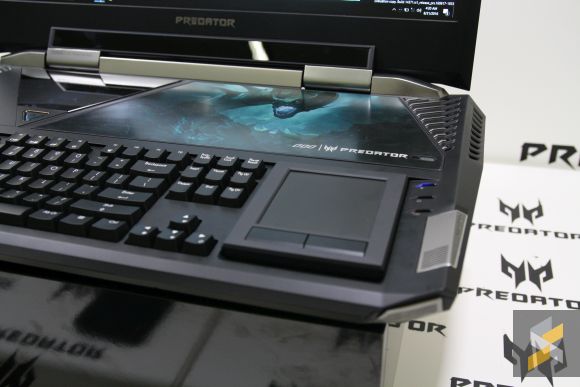 160907-acer-predator-21-x-hands-on-05