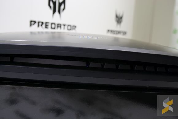 160907-acer-predator-21-x-hands-on-10