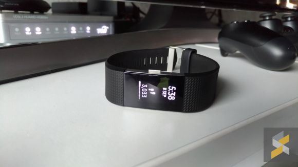 160908-fitbit-charge-2-hands-on-3