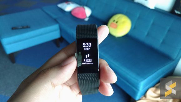 160908-fitbit-charge-2-hands-on-4