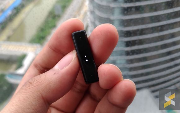 160908-fitbit-flex-hands-on-2