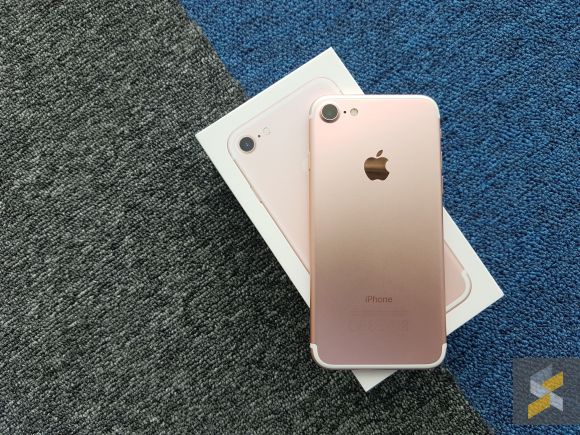 160919-apple-iphone-7-hissing-sound-coil-whine