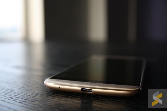 160930-zte-axon-7-advertorial-08