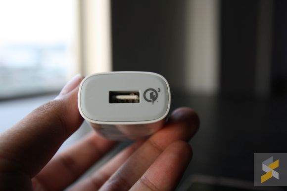 160930-zte-axon-7-advertorial-10