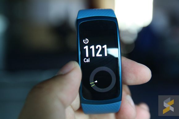 161014-samsung-gear-fit2-review-malaysia-05