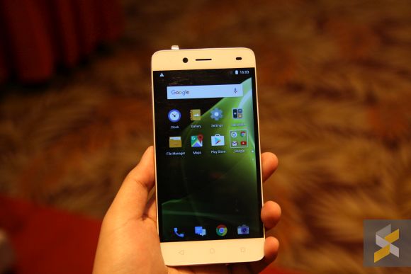 161101-sharp-z2-hands-on-malaysia-1