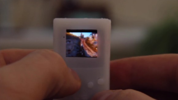 161130-smallest-gameboy-console-1