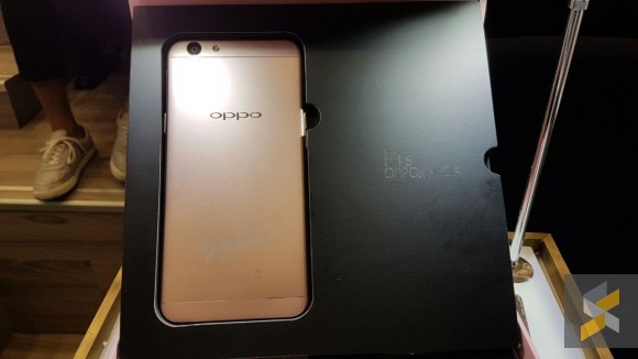 161201-oppo-f1s-ayda-jebt-special-edition-fixed-3