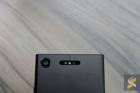 Xperia Xz1 Has Sony Finally Made A Good Value Flagship Smartphone Sony S New World S First Camera Feature Soyacincau Com