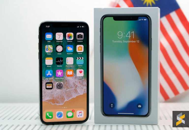 free iPhone X display replacement
