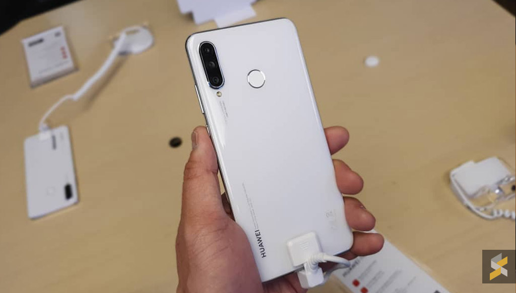 Huawei Nova 4e A New 32mp Selfie Centric Smartphone Priced Under Rm1 200 Soyacincau Com