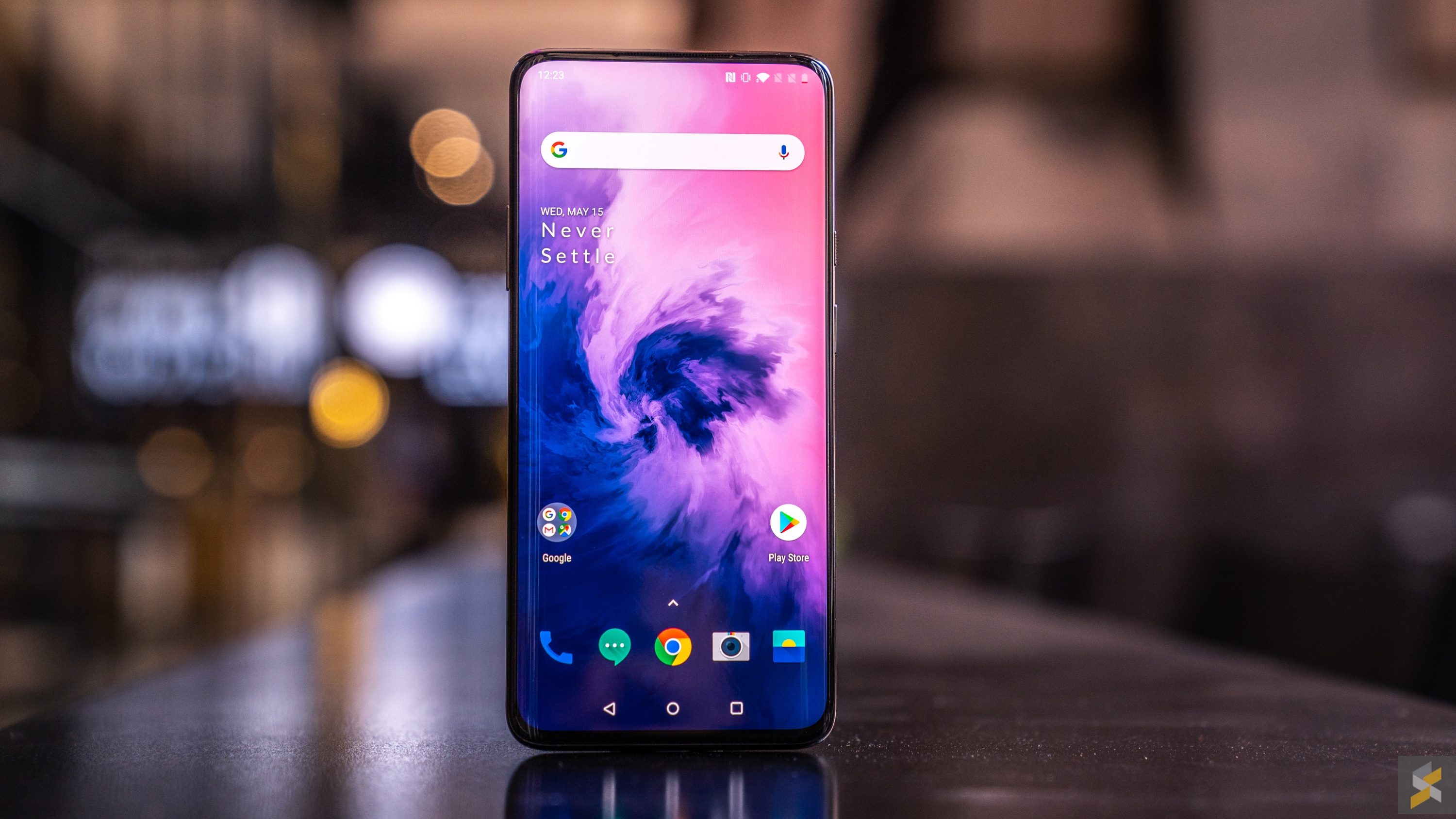 oxygen os makes oneplus 7 pro simple