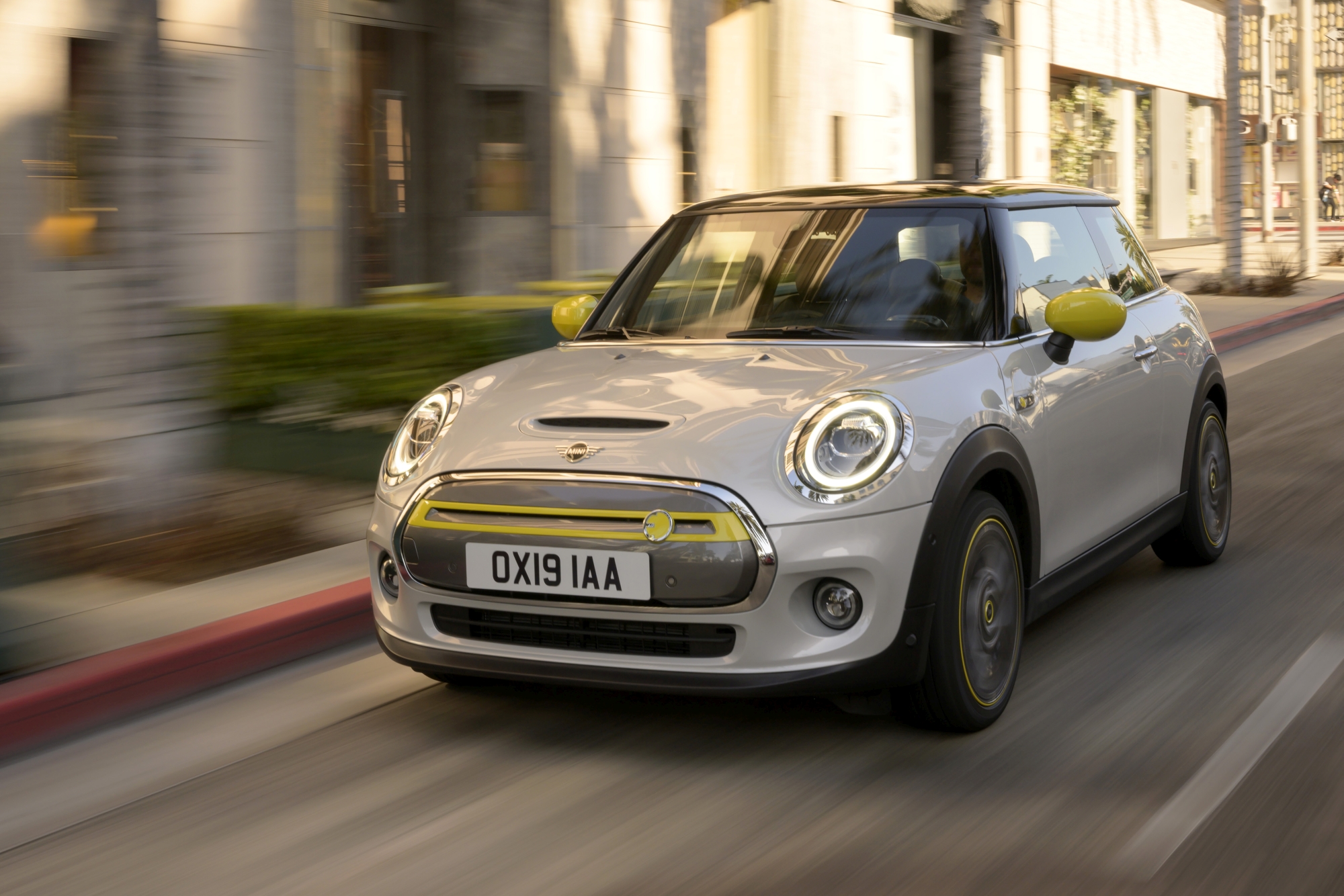 mini cooper se all electric vehicle launched